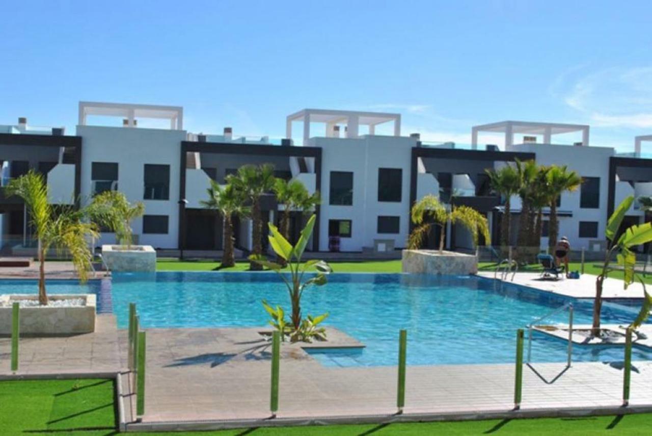 Apartment Oasisbeach La Zenia Orihuela Exterior foto